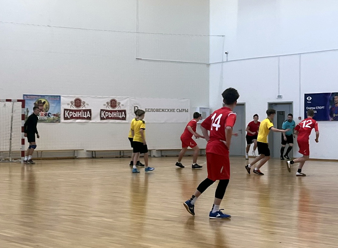 Спортсмены-учащиеся "Могилевская областная СДЮШОР профсоюзов "Березина" приняли участие в открытом детско-юношеском турнире по мини-футболу на призы ДФК "Ev_Group"