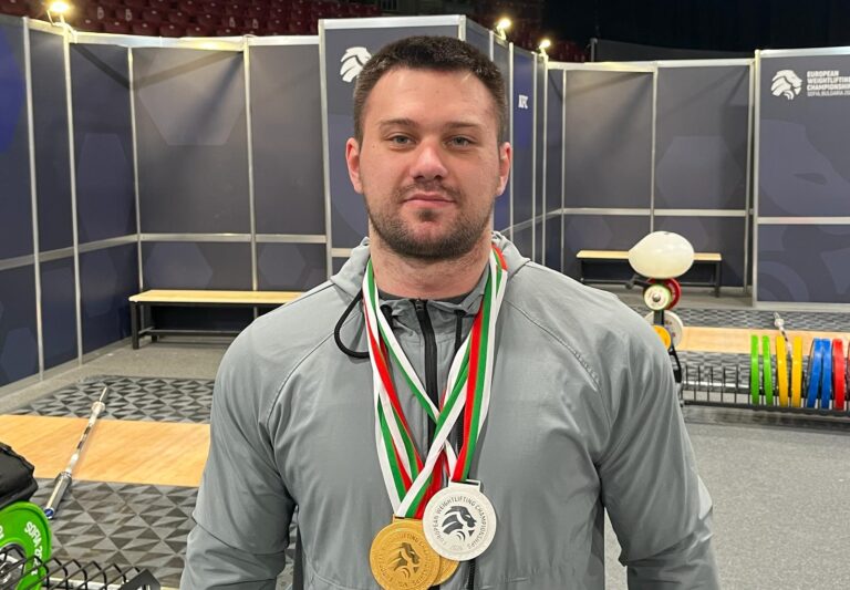Евгений Тихонцов - двукратный чемпион Европы по тяжелой атлетике